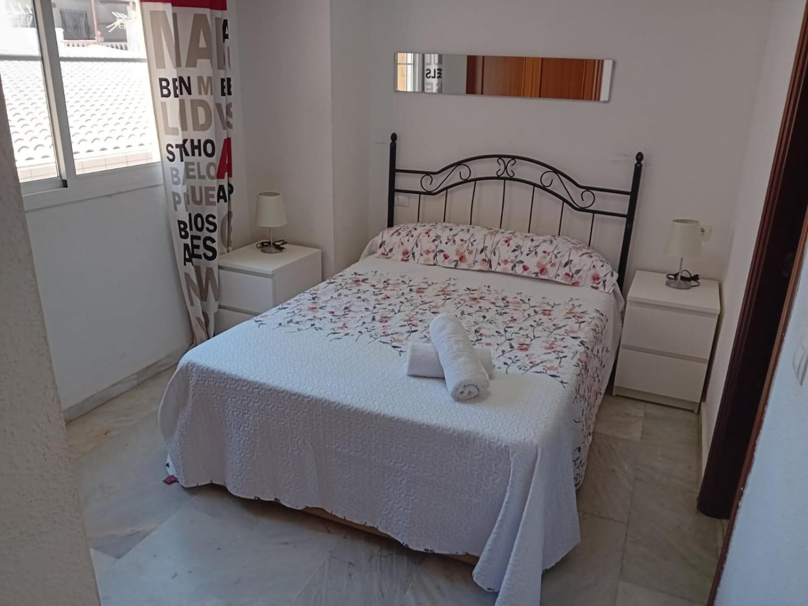 Apartamento Sostoa 1 Малага Екстериор снимка